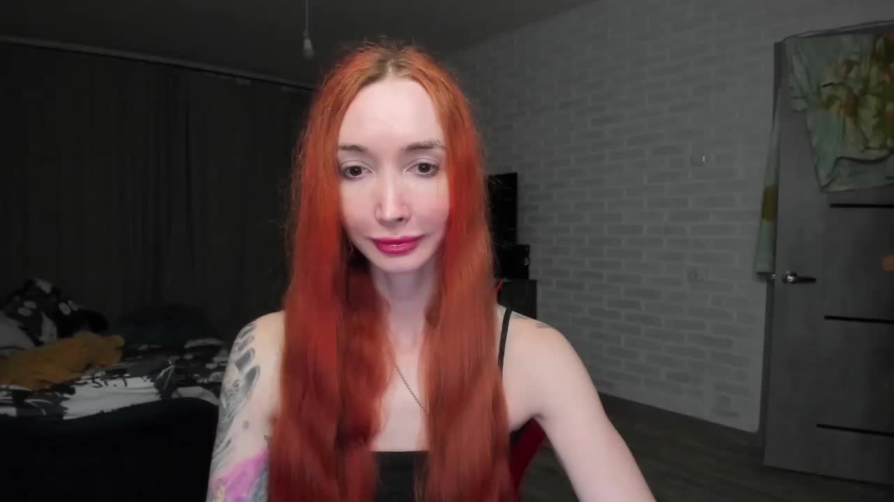 Roxy-Sun Cam Model Chat October 11, 2025