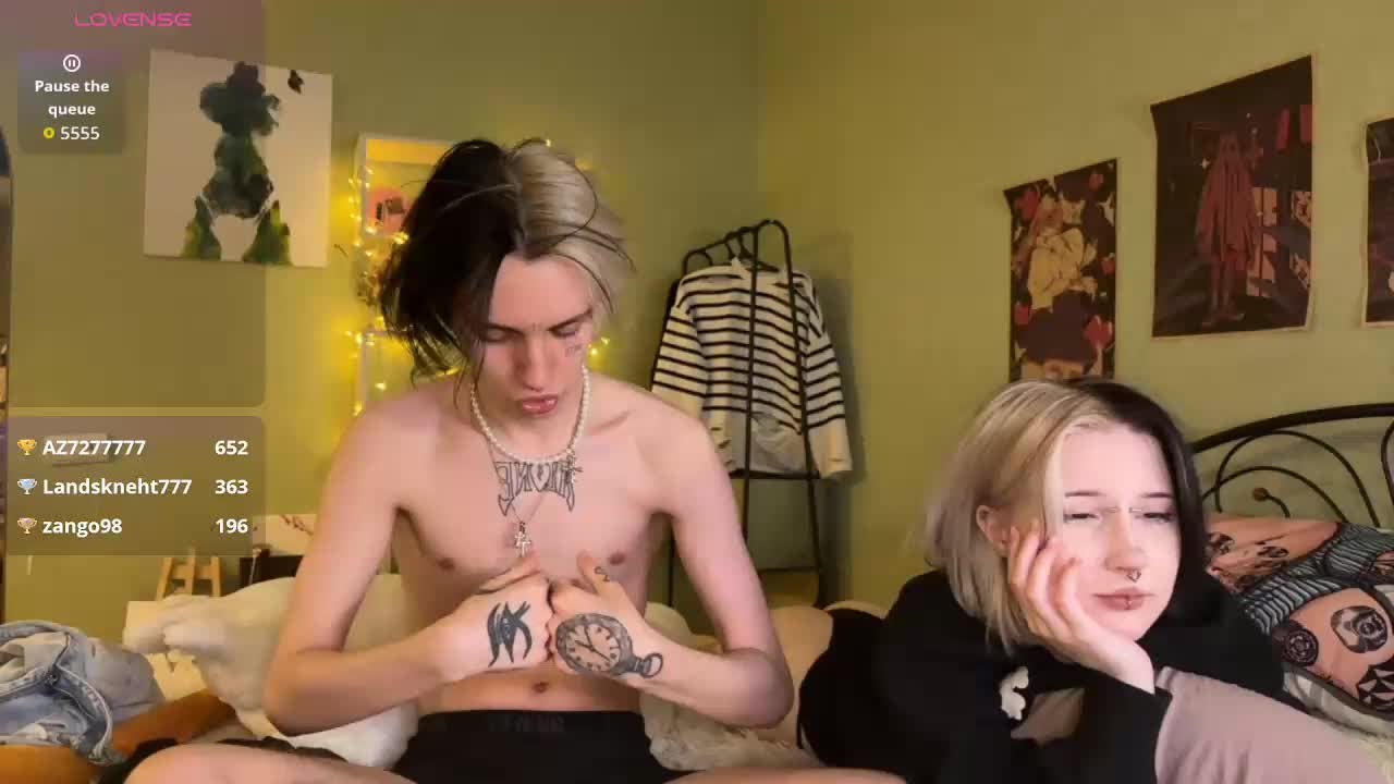 VeryRareTwins Cam Model Chat October 11, 2025