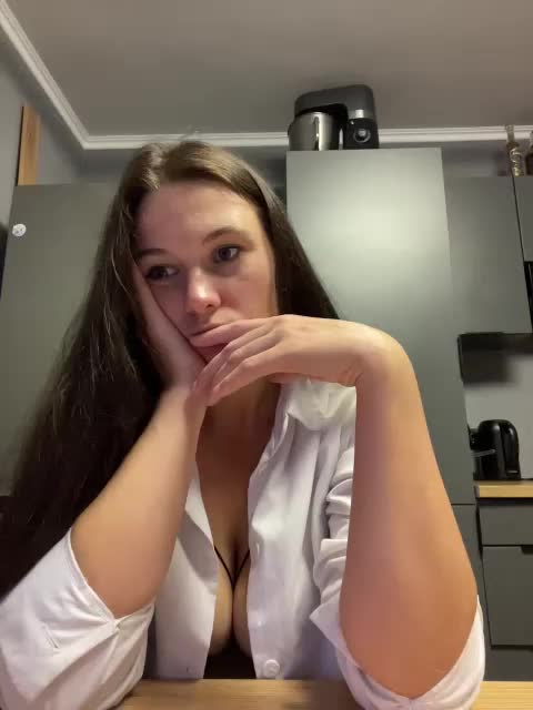 Potifays Cam Model Chat October 11, 2025