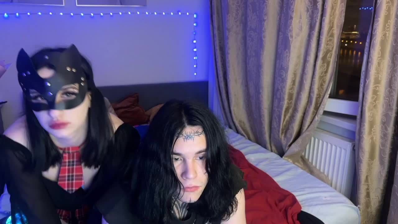 WetLips Cam Model Chat October 11, 2025