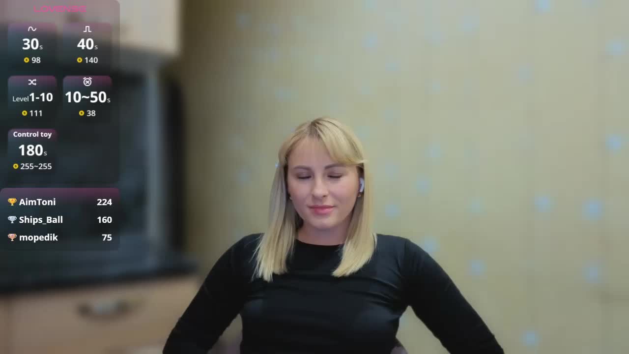 Smorodinkaa Cam Model Chat October 11, 2025