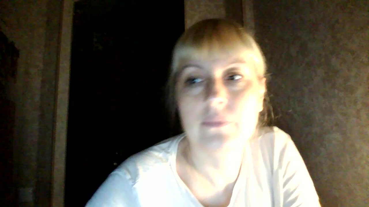 krisss2016 Cam Model Chat October 11, 2025