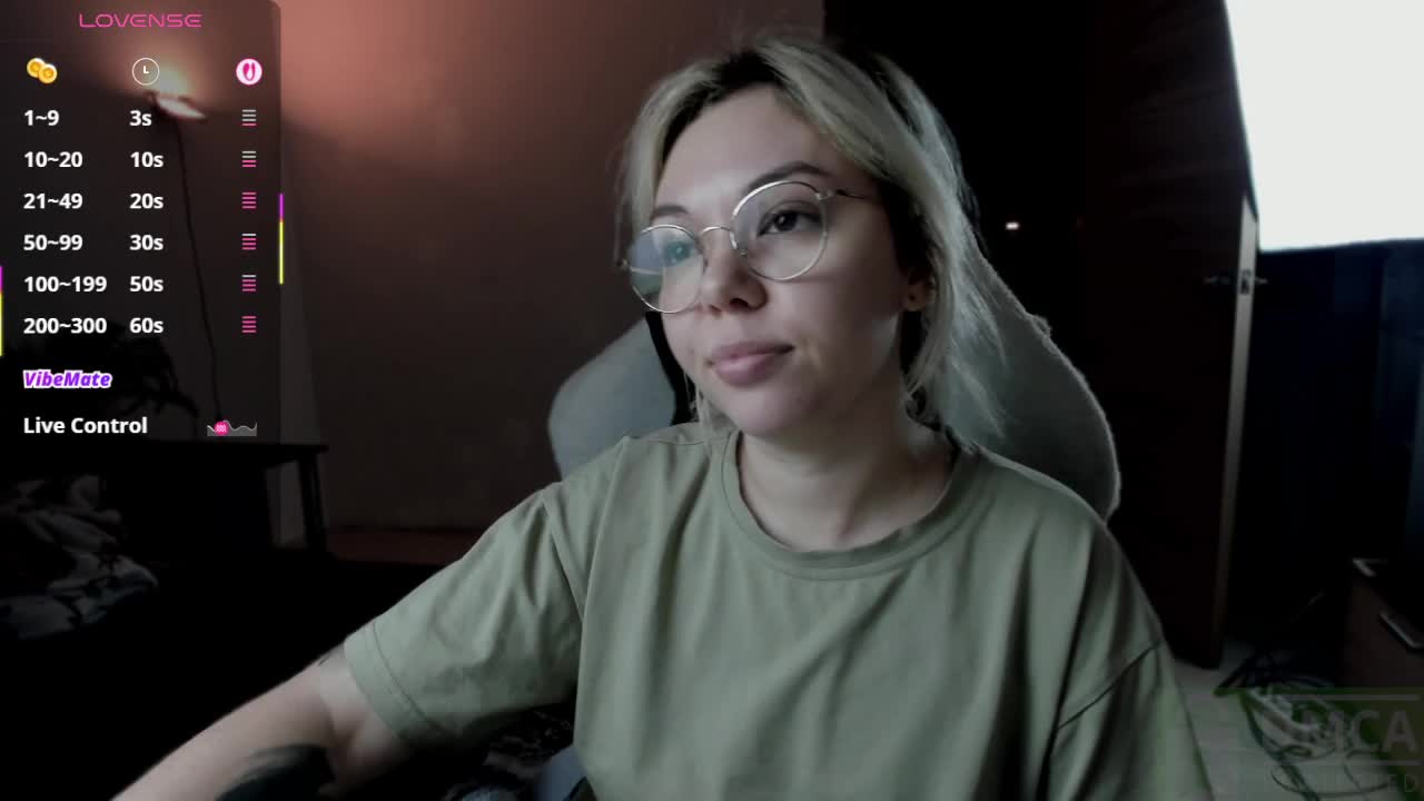 AnyaTaylorJoy_ Cam Model Chat October 11, 2025