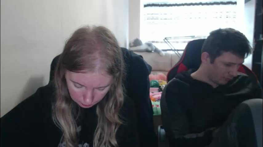 jenisandpeter Cam Model Chat October 11, 2025