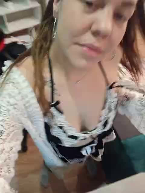 Niki233221 Cam Model Chat October 11, 2025