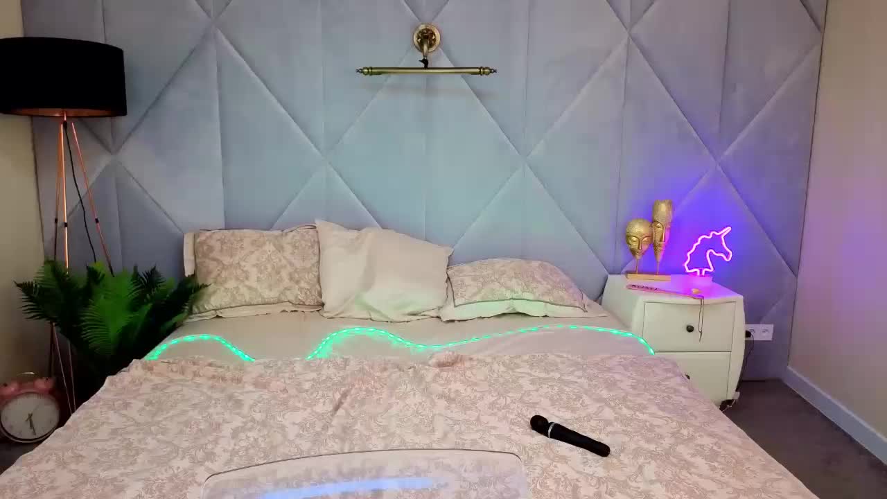 PussyOnLuck Cam Model Chat October 11, 2025