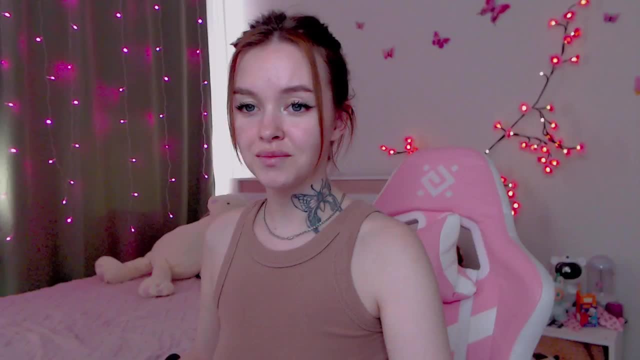 NaughtyMable Cam Model Chat October 11, 2025