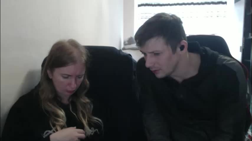 jenisandpeter Cam Model Chat October 11, 2025