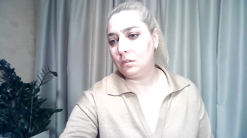 KickaIricka Cam Model Chat October 11, 2025