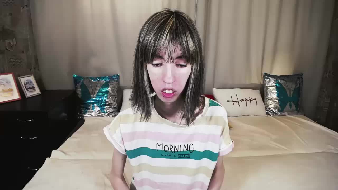 Unusual-G Cam Model Chat October 11, 2025