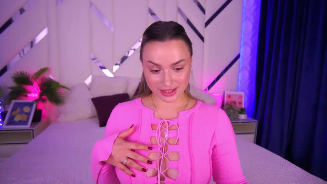 FloraGreys Cam Model Chat October 11, 2025