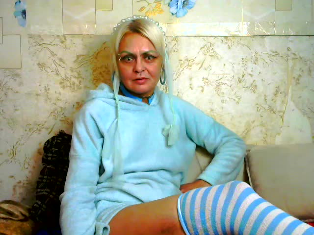 GardenerofIllusions Cam Model Chat October 11, 2025