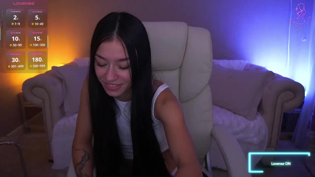 FataleNellie Cam Model Chat October 11, 2025