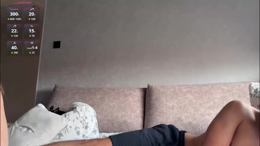 frenzyfoxs Cam Model Chat October 11, 2025