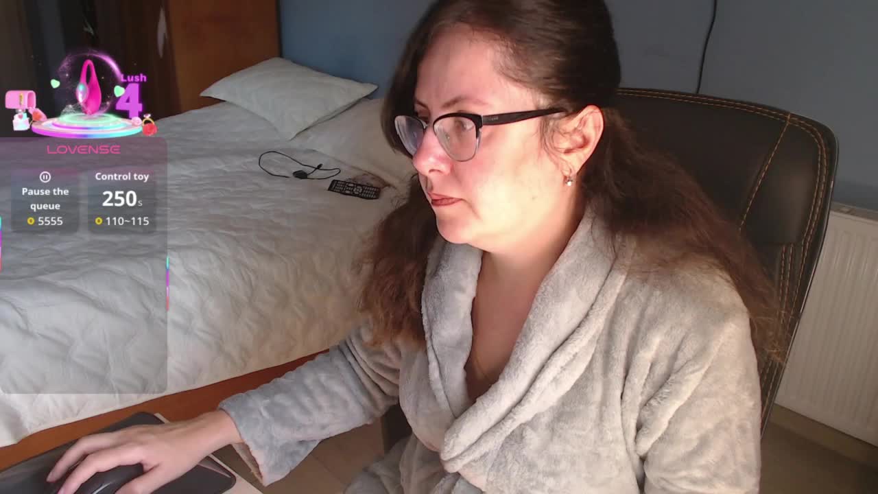 mandarinka28 Cam Model Chat October 11, 2025