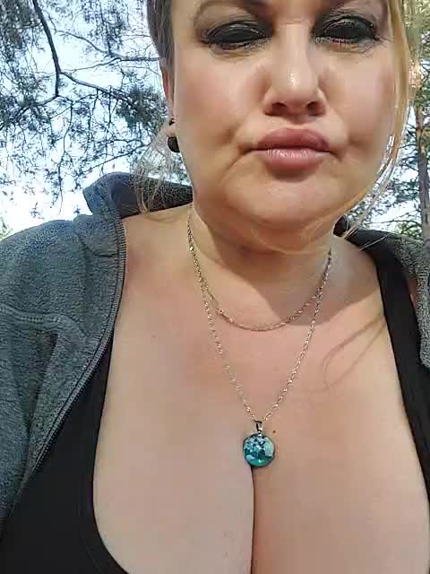 -Your_dream- Cam Model Chat October 11, 2025