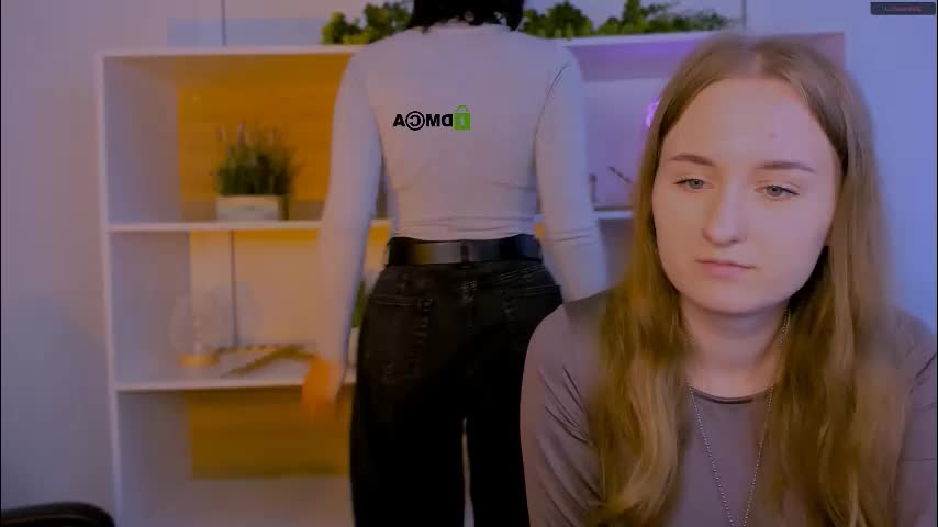 miraella Cam Model Chat October 11, 2025