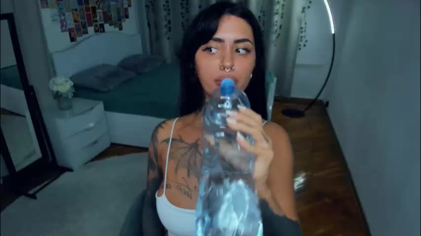 butter_f1y Cam Model Chat October 11, 2025