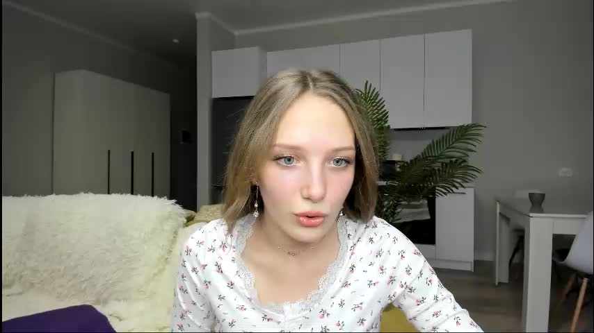 ar_ya18 Cam Model Chat October 11, 2025
