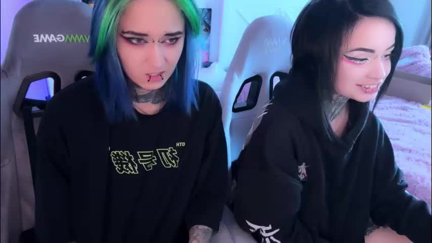 ripper_66 Cam Model Chat October 11, 2025