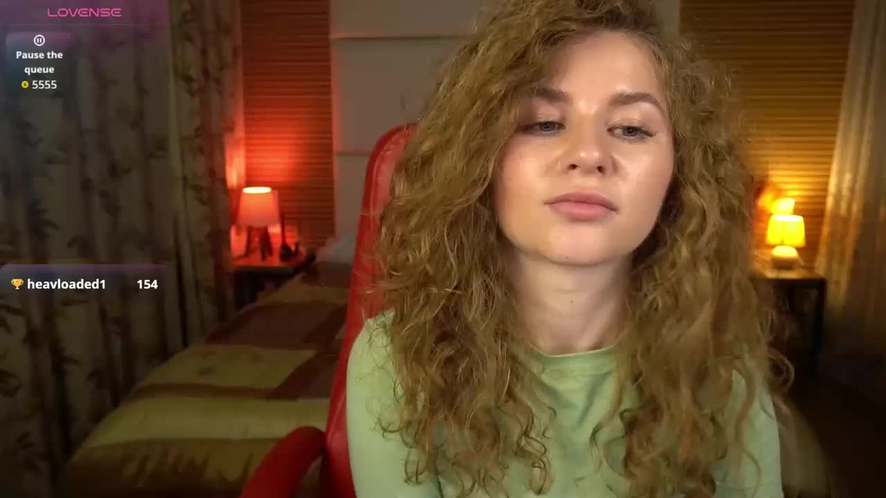 YoursGirlAlice Cam Model Chat October 11, 2025