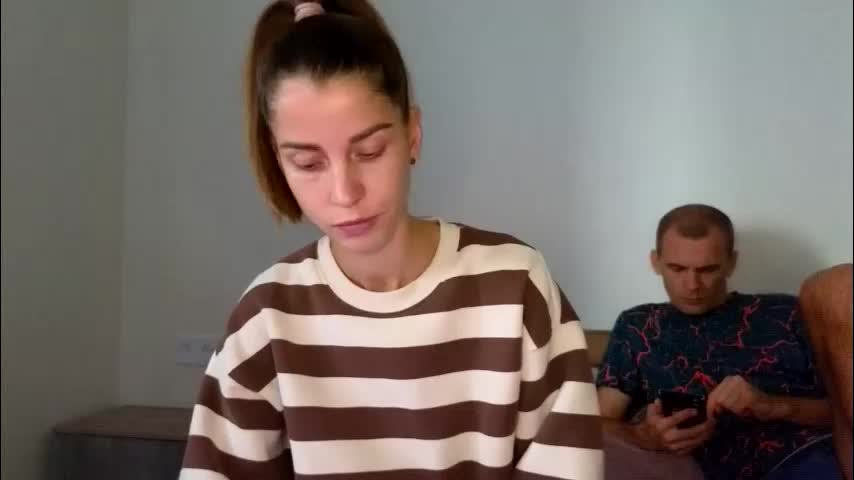 lisi4ka_basik33 Cam Model Chat October 11, 2025