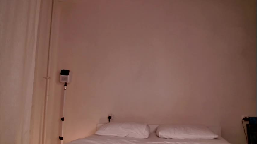 milky__way_ Cam Model Chat October 11, 2025