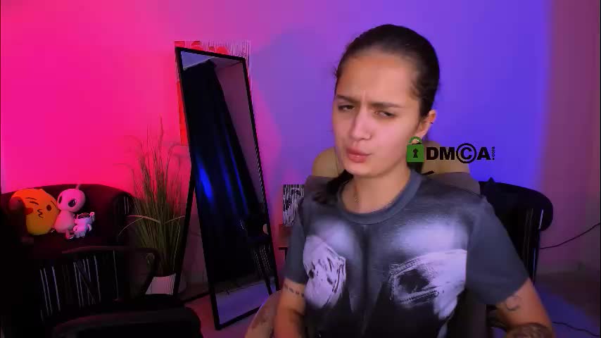 pure_radiance Cam Model Chat October 11, 2025