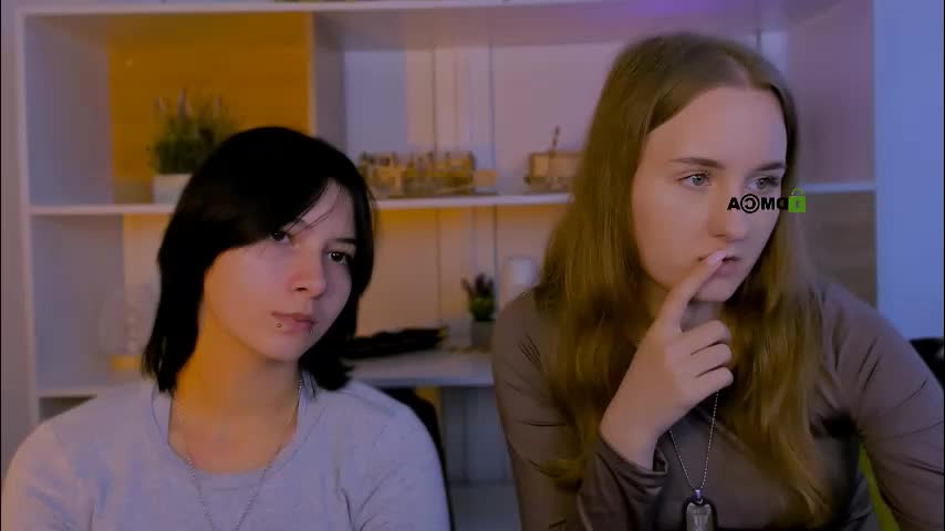 miraella Cam Model Chat October 11, 2025