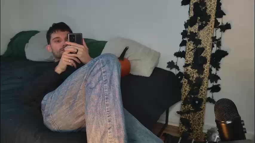 jackdesfeux Cam Model Chat October 11, 2025