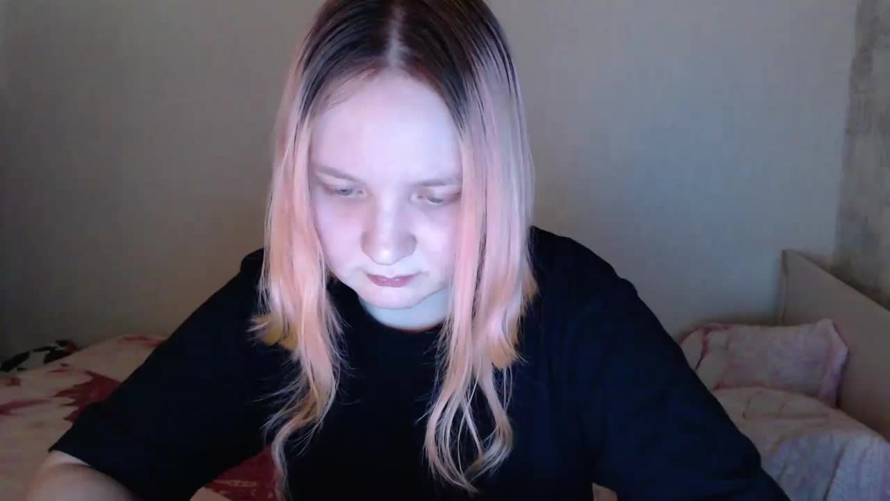 FayWinx2007 Cam Model Chat October 11, 2025