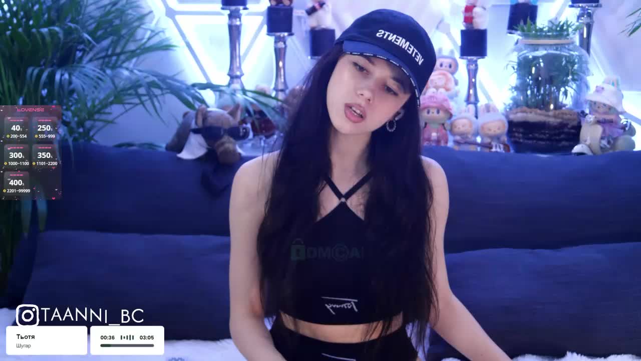 Taanni Cam Model Chat October 11, 2025