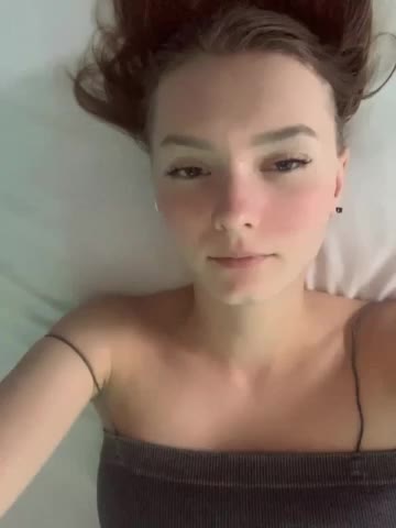 -Nezukoo- Cam Model Chat October 11, 2025