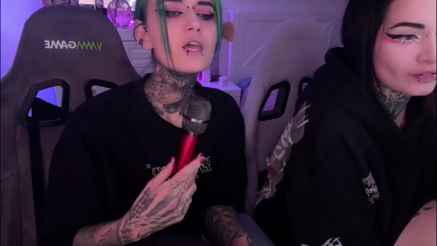 ripper_66 Cam Model Chat October 11, 2025