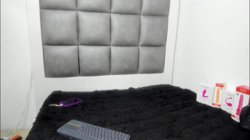 laura__js_ Cam Model Chat October 11, 2025