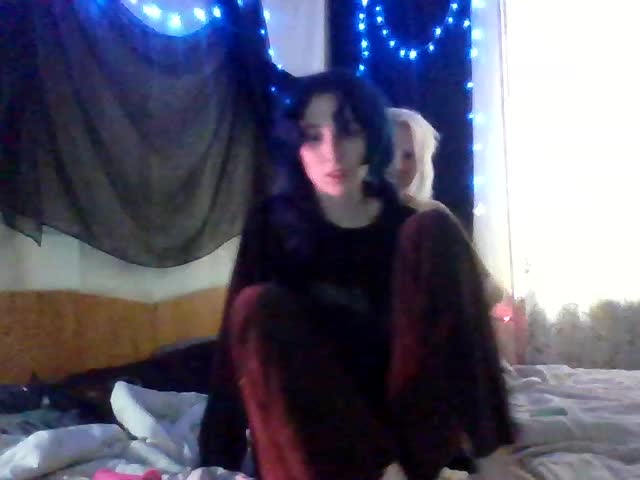 Nagito_Komaeda Cam Model Chat October 12, 2025