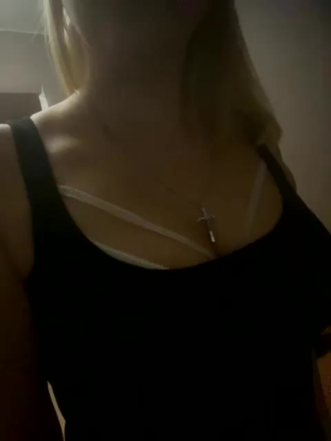 Xyligana Cam Model Chat October 12, 2025