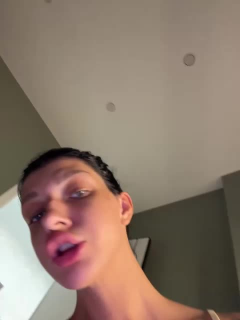 chicanogirl Cam Model Chat October 12, 2025