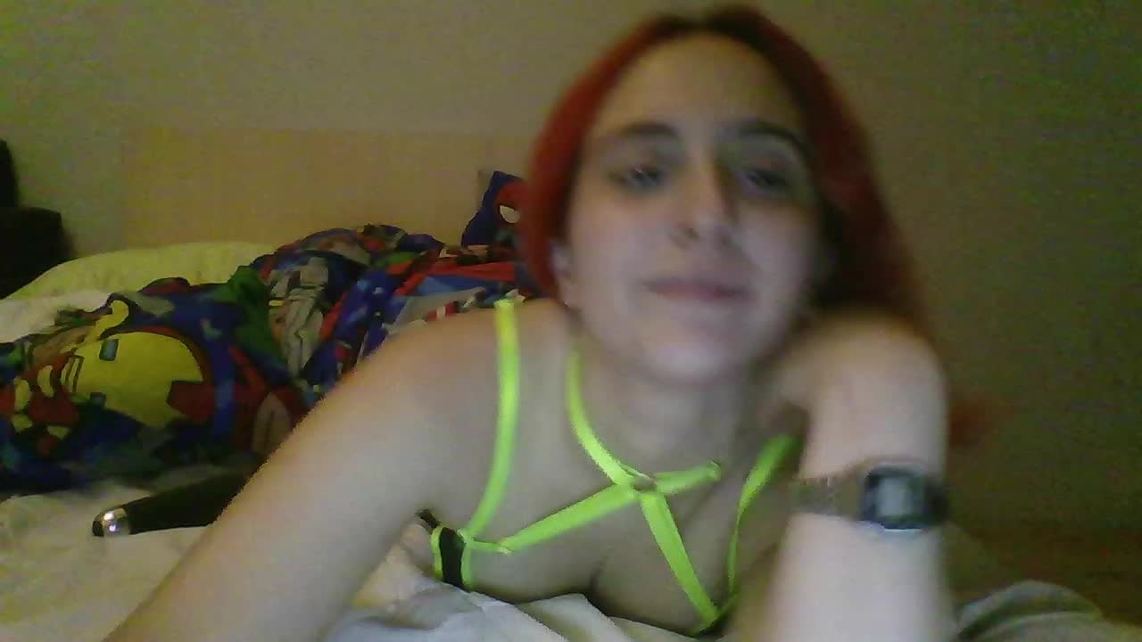 Hotredhead01 Cam Model Chat October 12, 2025