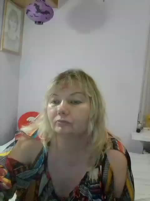 LucyAlexis Cam Model Chat October 12, 2025