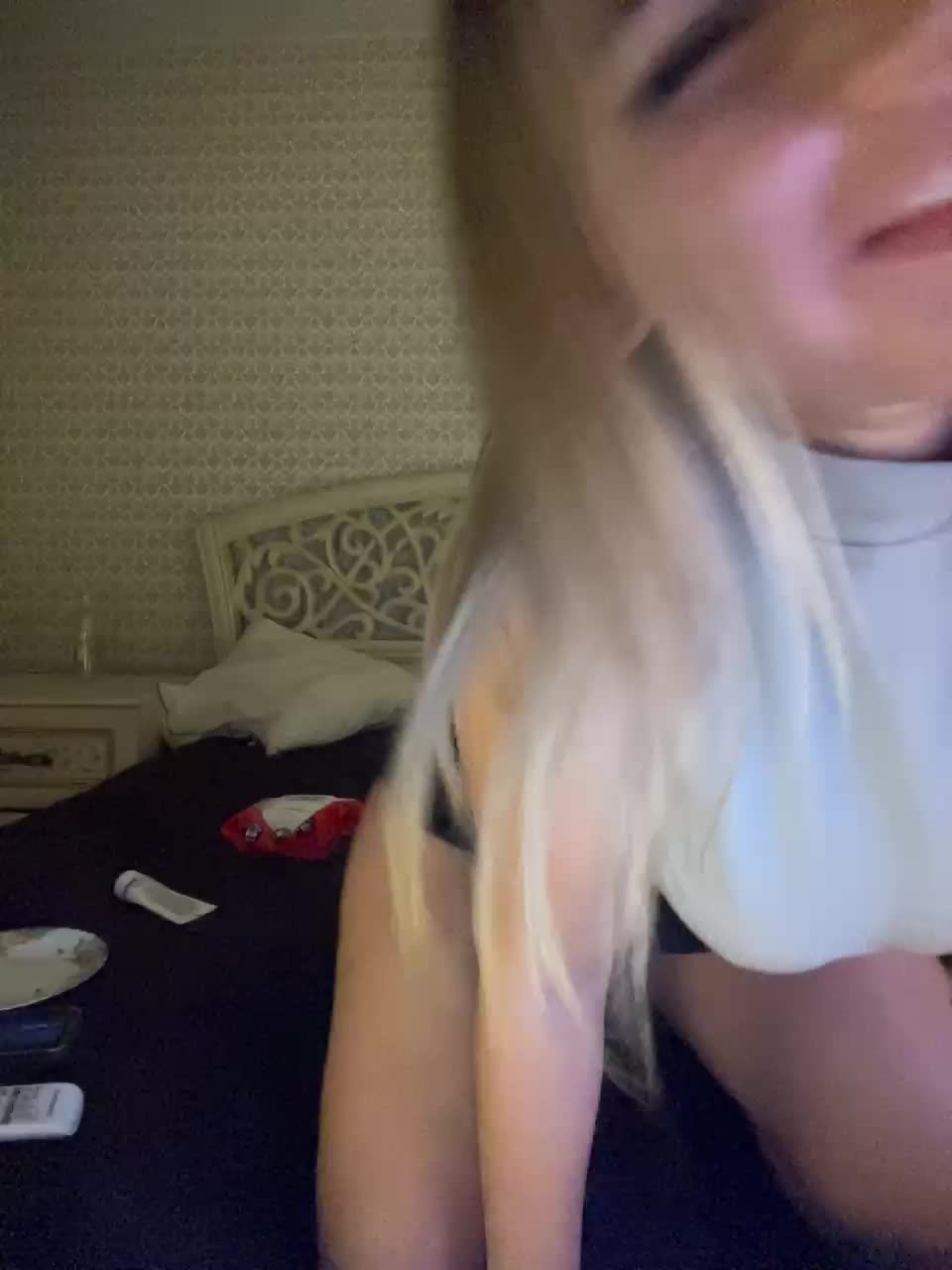 Panther_0888 Cam Model Chat October 12, 2025