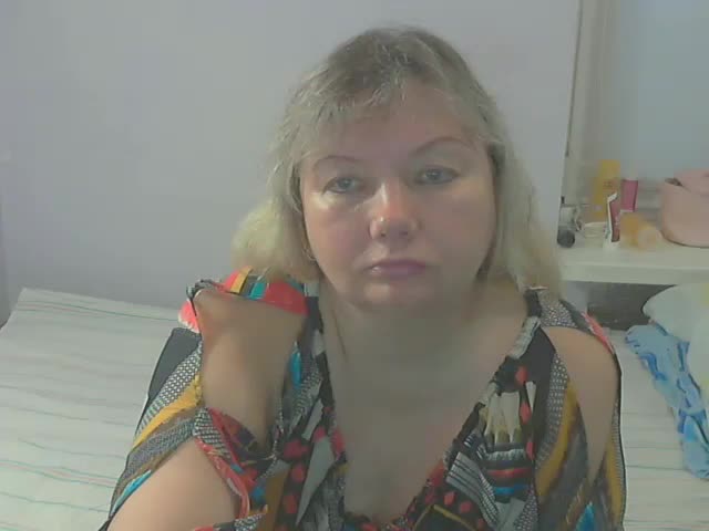 LucyAlexis Cam Model Chat October 12, 2025