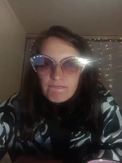 LUKONTA Cam Model Chat October 12, 2025