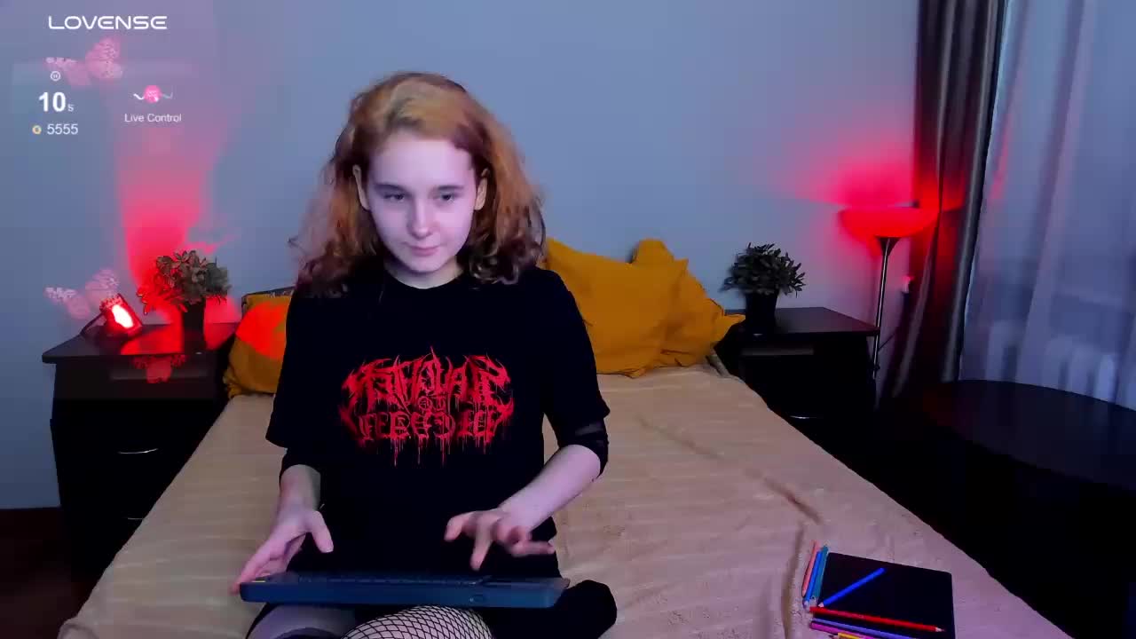 uco-mon Cam Model Chat October 12, 2025