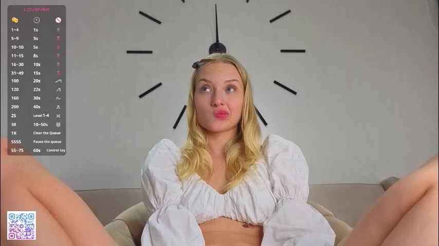 philomenagroomes Cam Model Chat October 12, 2025