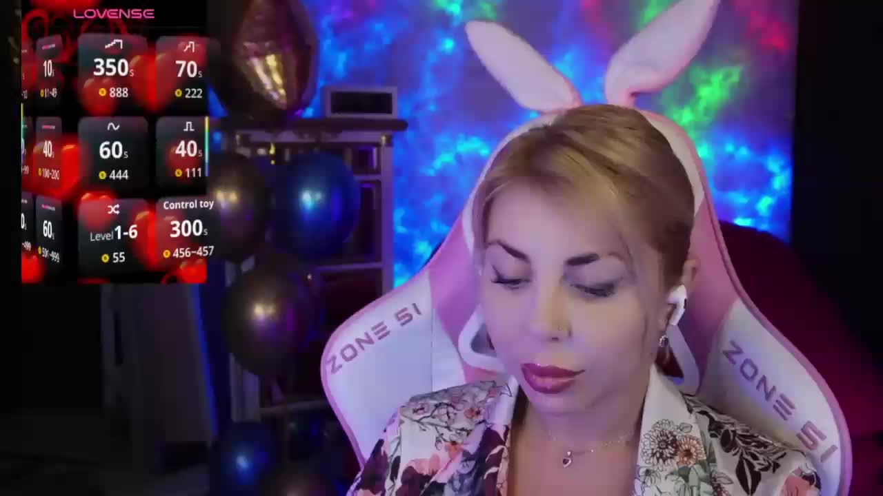 Cool-Baby Cam Model Chat October 12, 2025