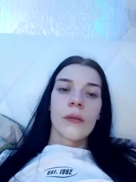 Luna29a Cam Model Chat October 12, 2025