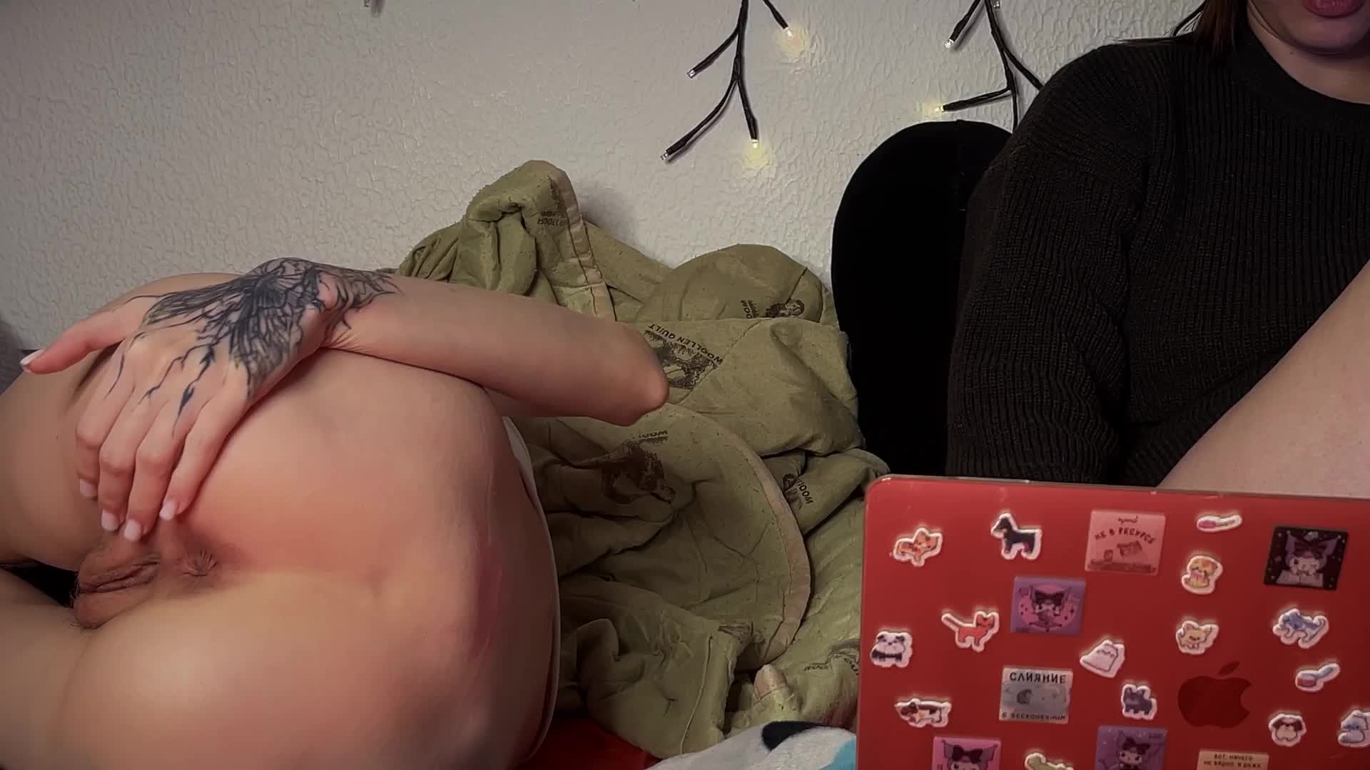 ZoyaVikki Cam Model Chat October 12, 2025