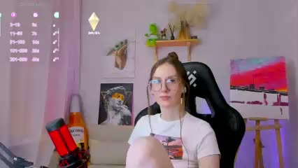 KiraRumGirl Cam Model Chat October 12, 2025