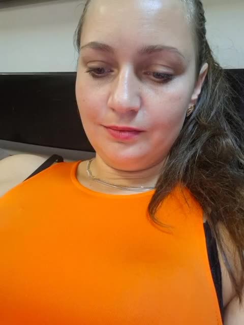 MiLAshKaA Cam Model Chat October 12, 2025